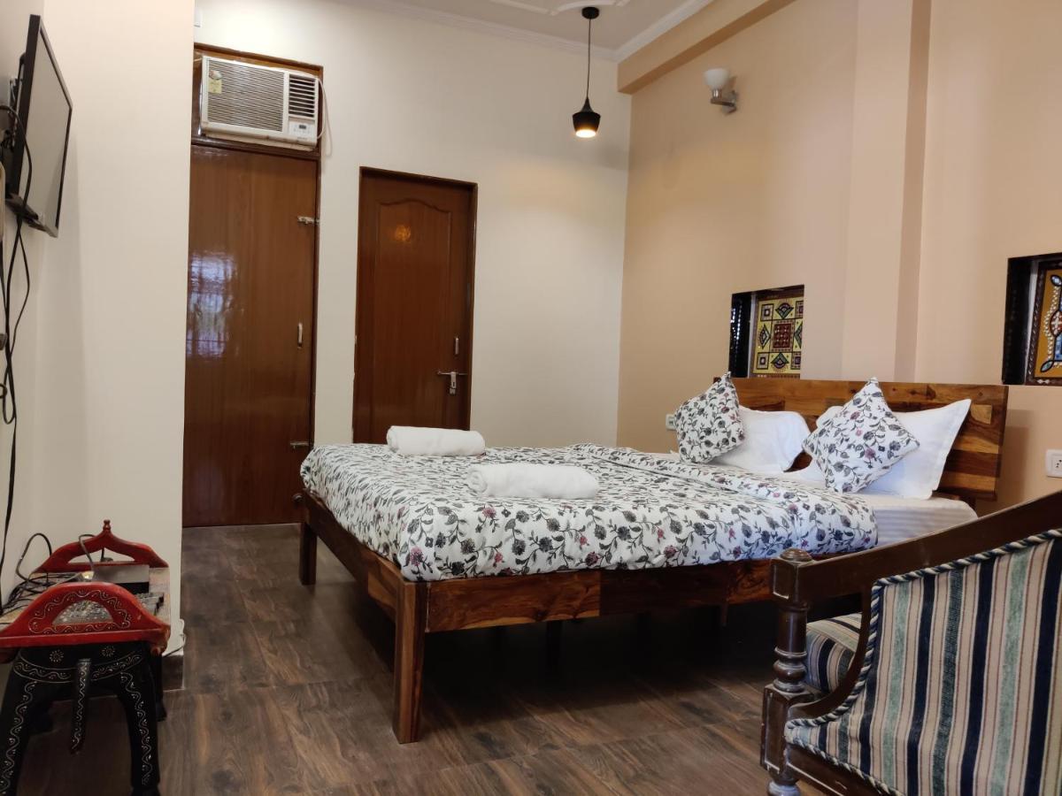 The Karauli Villa By Le Pension Stays Jaipur Eksteriør bilde