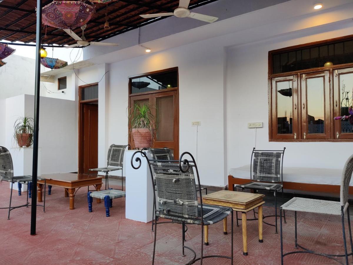 The Karauli Villa By Le Pension Stays Jaipur Eksteriør bilde